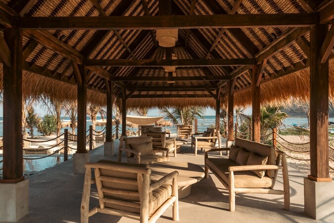 Lombok Dining